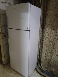 ثلاجه للبيع السعر 100الف  ثلاجه للبيع السعر 100الف المكان بغداد  07808...