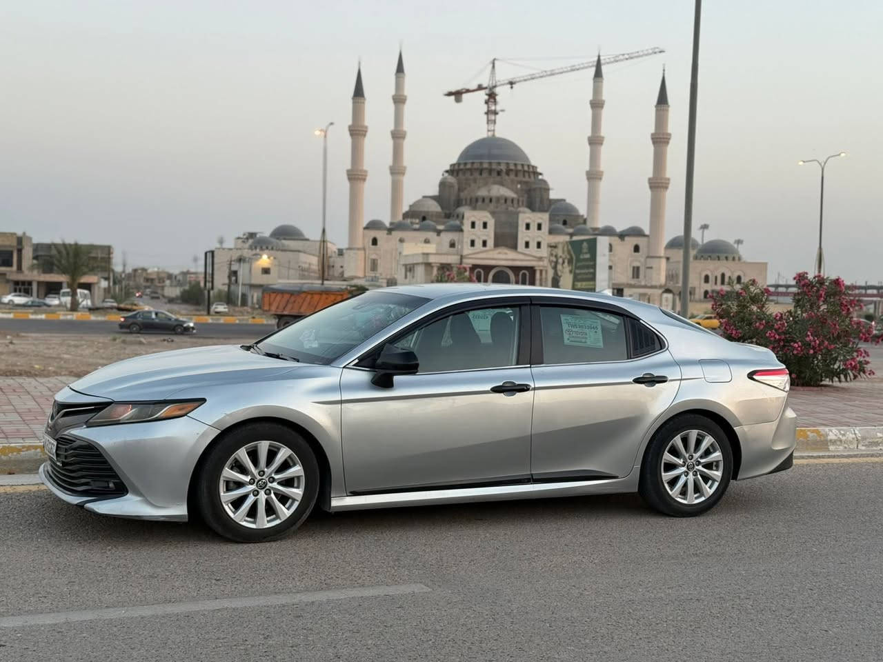 سلام عليكم مكلف بالنشر اتصل على صحاب سياره
كامري 2019بانزين 

وارد امريكي

حادث فقط  بنيد وجاملغ امامي بدون دواخل 
مواصفات LE + 

بيها صبغ  فقط صفحه السايق بدون قطرة دواخل حادث امريكا بنيد وجاملغ نفس الصفحه  والبقيه باب وجاملغ خلفي اثر شخط بدون لا دواخل ولا حادث 

وشرط الك الفحص والسونار وين ما تحب 

بصمه 
رادار امامي 
شاشة كبيرة
جام كله اوتو 
تتبع مسار 
نقطة عمياء 
تحكمات ستيرن 
مثبت سرعة 
السيارة ماشية ١٩٠ كم وليس ميل 
رقم بغداد  جديد 
الاتصال ***********
سعر السيارة 148$ 
مكان السيآره الأنبار حبانيه قرب الفلوجه 

ملاحظه اخوان السياره جاهزه ومديومه ادامه كامله ع آخر حبايه بلاديه بوضع الشركه الف دينار ما تصرف عليها
