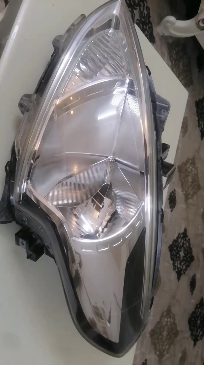 لايت صني طرف سايق نضيف *********** يوجد توصيل
