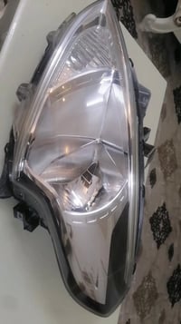 لايت صني طرف سايق نضيف ٠٧٧٠١٢٨٩٠٨٥ يوجد توصيل