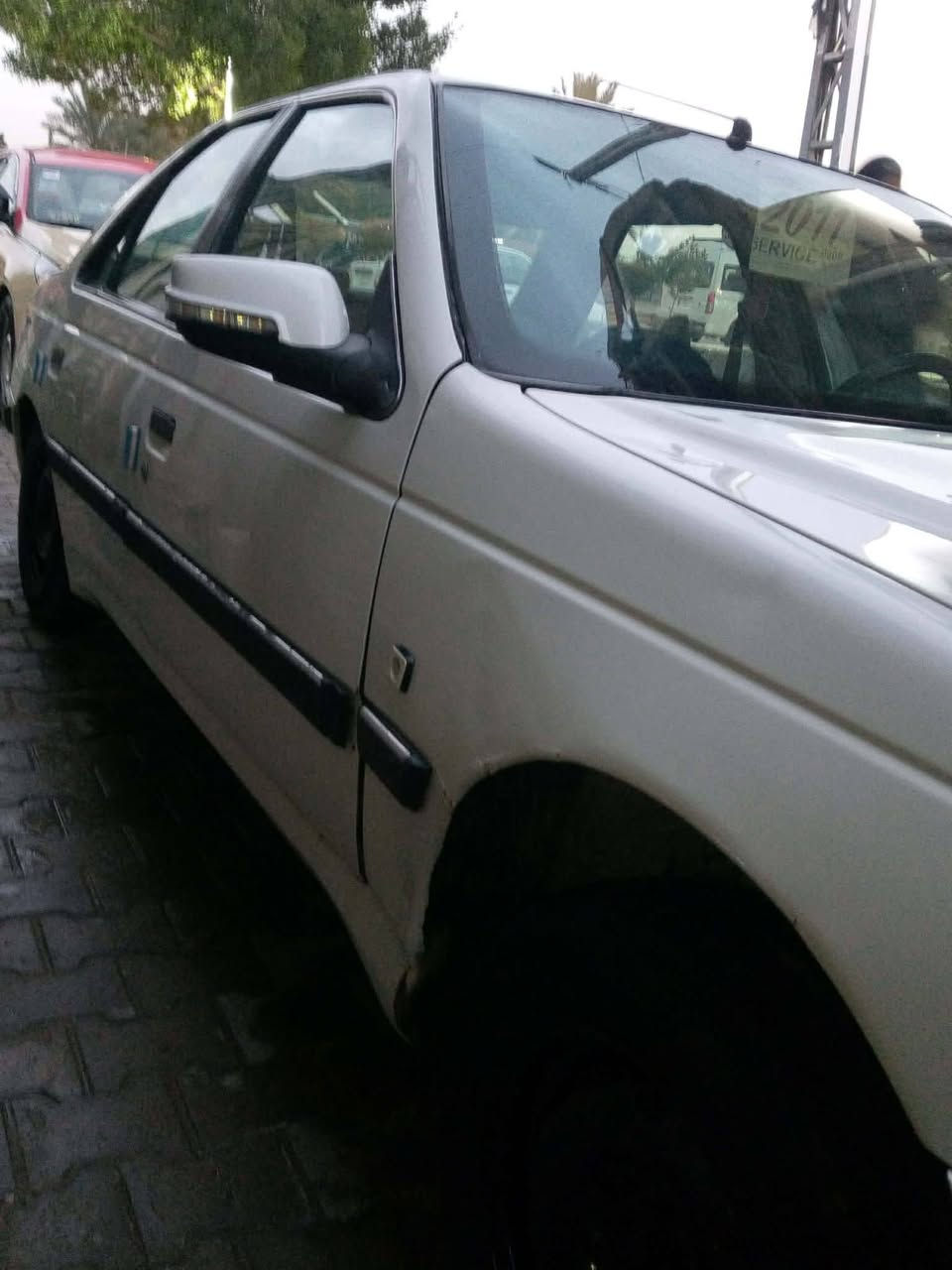 على بركة الله تعالى سيارة بيجو بارص مديل ١١ السيارة بسمي مشروع وطني  تحويل الثاني يوم السياره كشرتها حلوه واحله من الصور بيها شغلات بسيطه السعر ٤٢ وبيها مجال حك الجيه *********** مكاني بغداد
