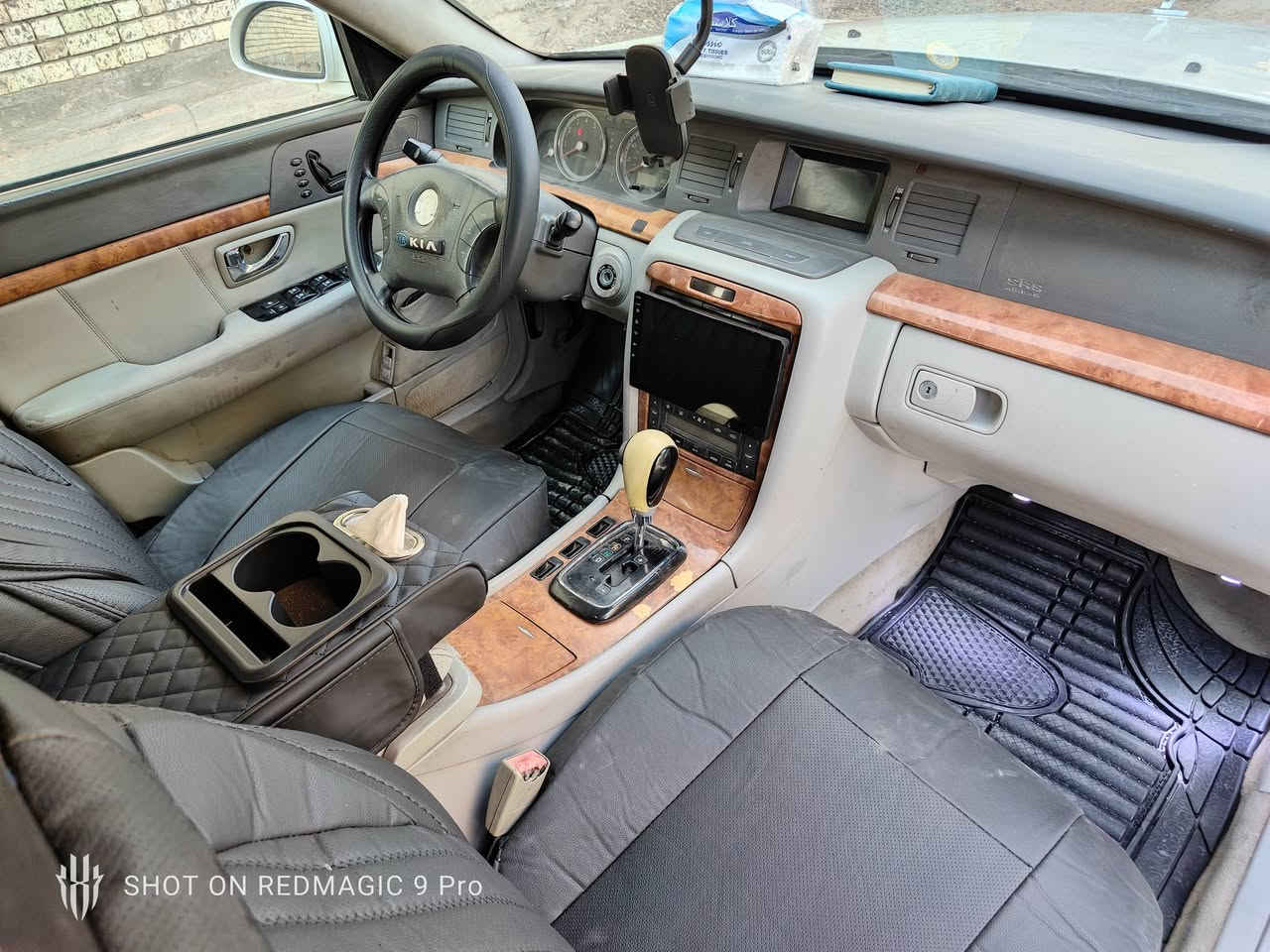 السلام عليكم كيا امانتي ٢٠٠٥ فووول مواصفات محور مكينه افلون تويوتا (٣٠٠٠)مال حاويه رقمها بغداد انكليزي باسمي  تحويل شوكت متريد دوشمه وارضيات جدد تبريدها شغال تراي وين ميعجبك كهربائياتها كلها شغاله ممصبوغه  عنواني بغداد *********** سعر ٥٨ بيها مجال رقمي بي واتساب اتصل وتدلل
