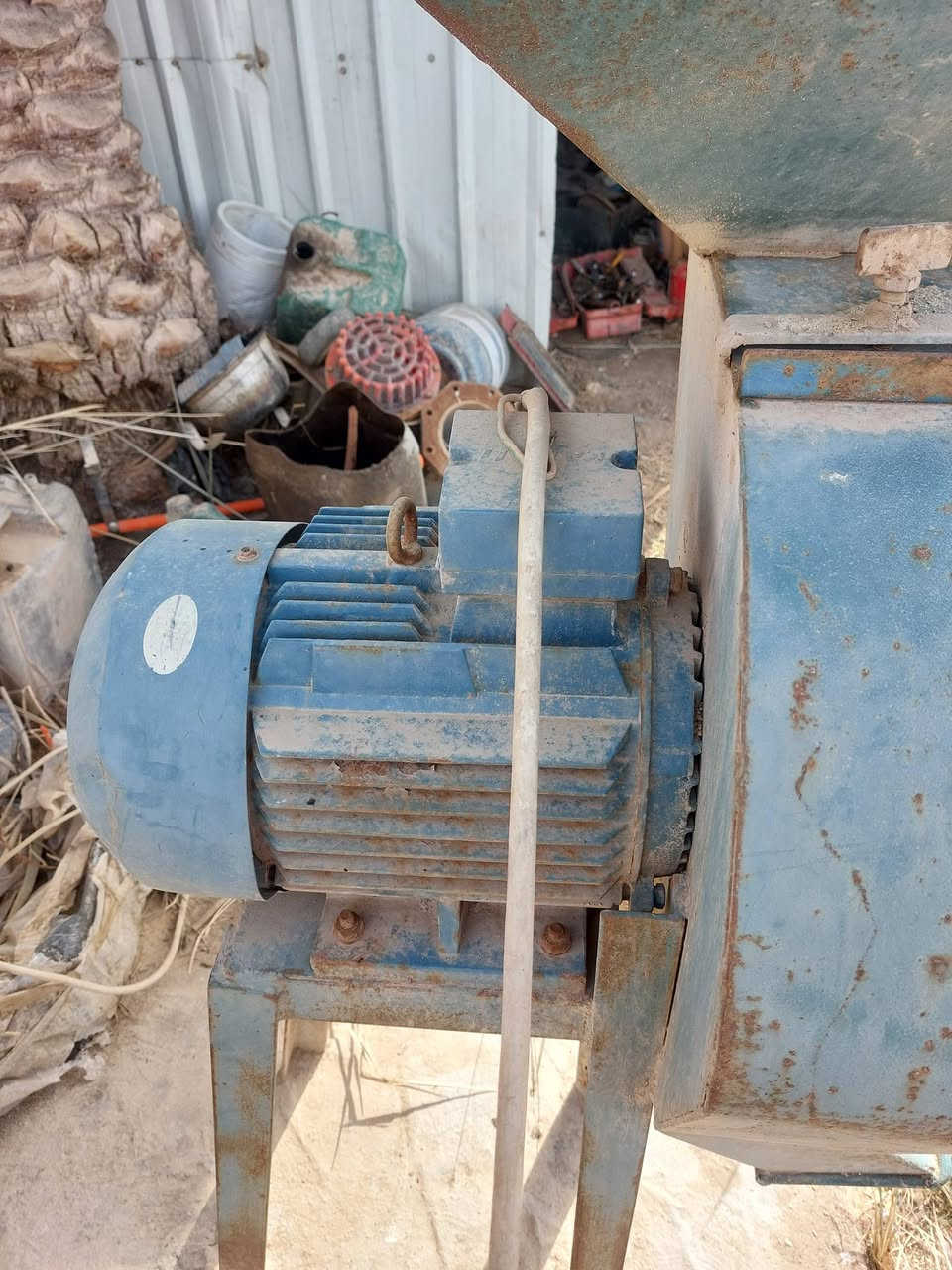 السلام عليكم جاروش للبيع تجرش كافه انواع الحبوب مستخدم قليل الماطور صناعي ثري فيز 7.5 احصان المكان محافظة بابل الإسكندرية سعر مليون وبيه مجال للتواصل
***********
