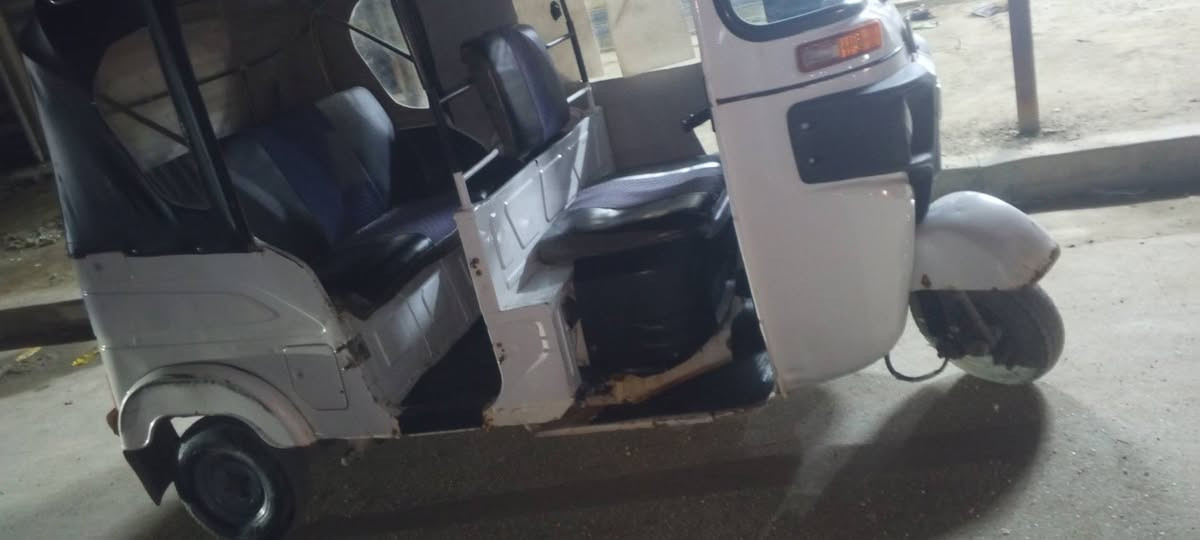 سلام عليكم شباب تكتك موديل ٢٢ رقم وسنويه ديالى تحويل شوكت ميعجبك مكاني بغداد شعب بيه طخه بل لغد بصيطه ومسويه وبي بصفحه طخه مكينه تخبل جاهزة كبل لشارع سعرها ٦٨٠٠ وبي مجال حق الجيه ***********
