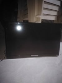 كاميرا تلفزيون • مع ملحقات • للبيع