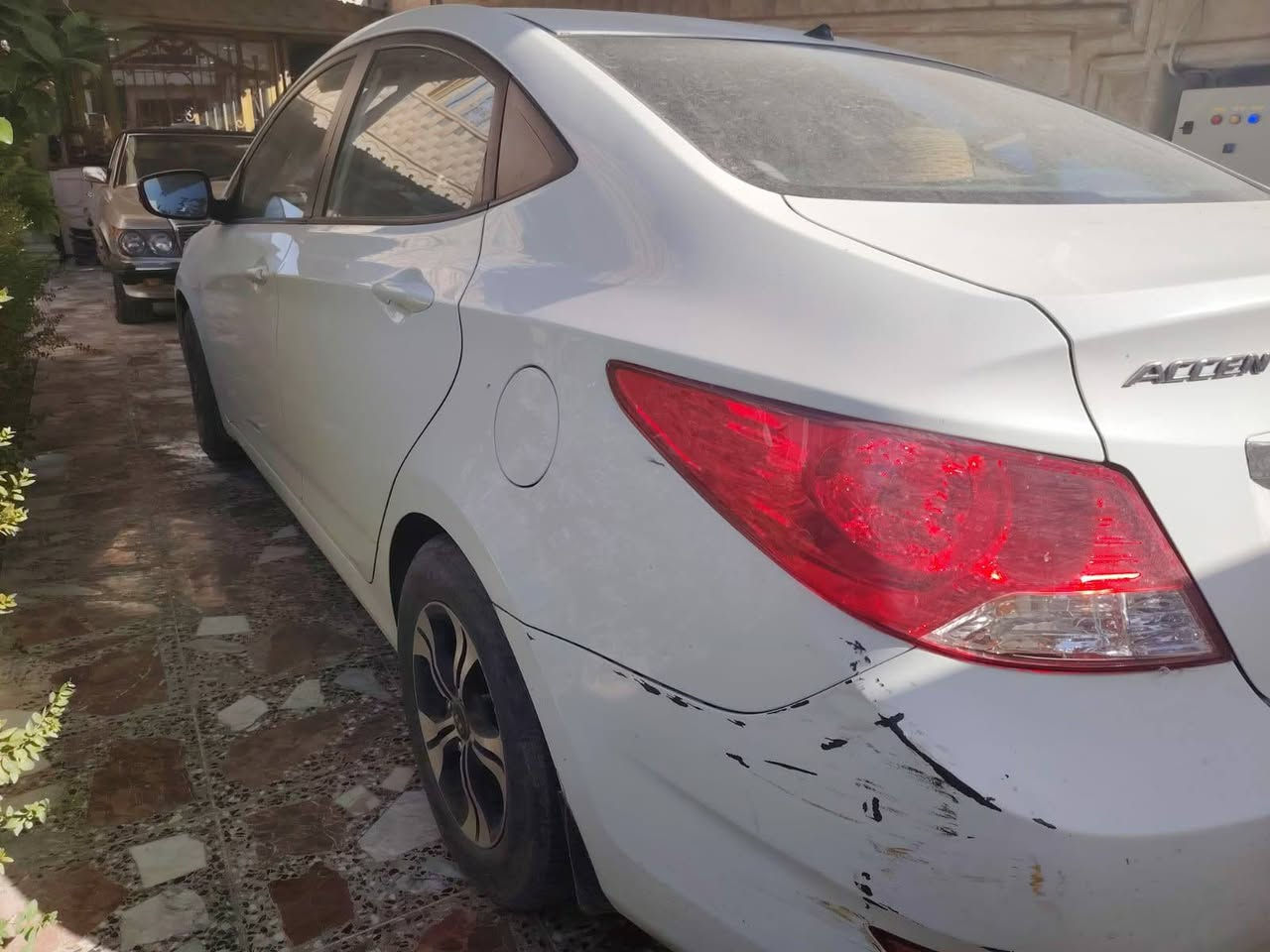 اكسنت موديل ٢٠١٥ خليجي رقم بغداد. كير محرك ع الفحص سيارة جاهزة 
٩٨ بيها مجال بسيط  صور السونار مرفقة مكان بغداد ايادي الكاظمية
***********
