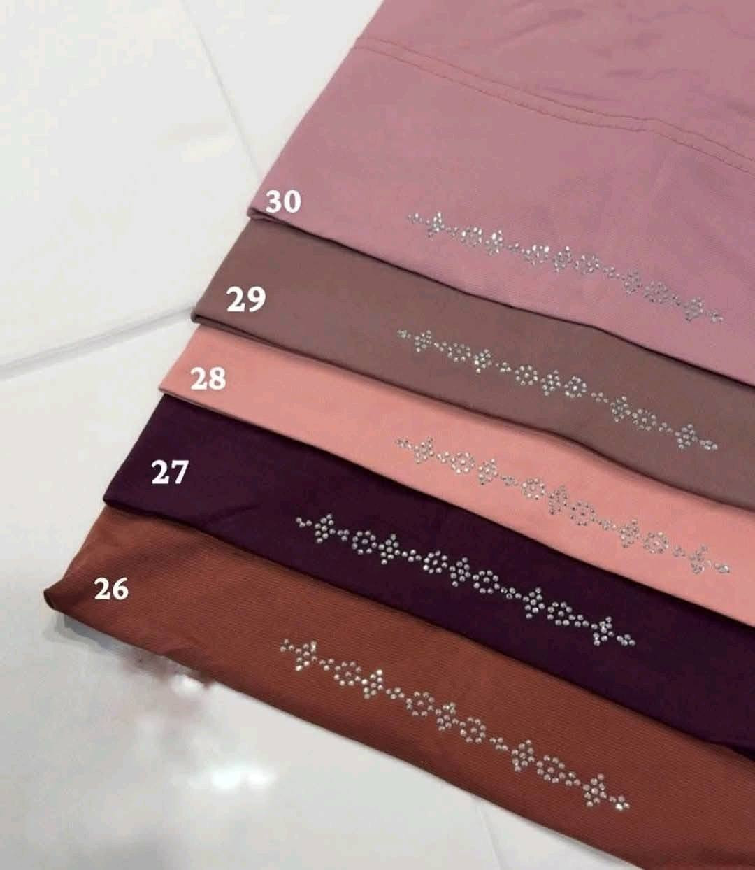 احمد للجملة عرض خاص  حجابات وشالات  خامات اماراتي وكويتية وتركي واسعارنا مناسبة وعنوانة المصداقية 
للتواصل والحجز مراسلتنا
@mohannmd1


**إذا كنت صاحب هذا الإعلان وتريد حذفه لأي سبب، رجاءا أرسل رسالة إلى الدعم الفني**