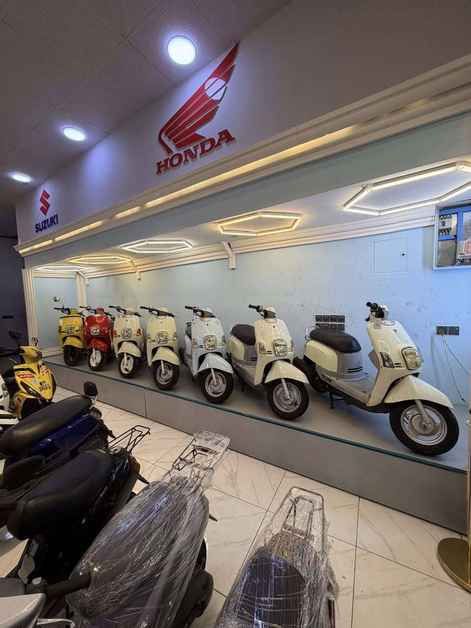 سلام عليكم اخوان اتصل فقط....
البيع نقد والاقساط ماستر كارد الرافدين فقط كل المحافظات 
استقطاع الكتروني بدون مقدمة
ضمان 4 اشهر صيانه مجانيه 
وضمان 5 سنوات بلاد 👍🇹🇼
دراجات بحالة الوكالة (كارتون)
العنوان كربلاء شارع الجاير 
الاستفسار ***********
لايك +متابعه 👍❤️
