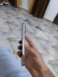 ذاكرة ٢٥٦ • بطارية ٨٢ • كاميرا مشكلة