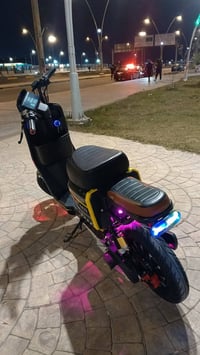 دراجه شحن (R11) السعر 500الف بيهه مجال نضيفه  موديل 2024 خمس بطاريات 2...