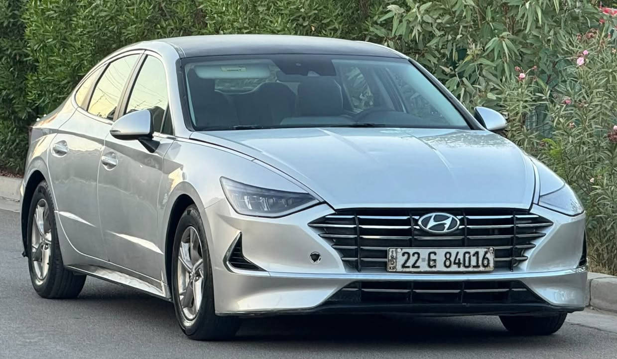 السلام عليكم
Sonata 2021 
سوناتا 2021 ماشية 80 الف كيلو مصبوغه عام بدون دواخل محرك كير مكفول شرط ممفتوح مواصفات :
-محرك 2500
-شاشة مع كامرة خلفية
-تحكمات ستيرن
-سايد بريك بصمة
-ثلاثة انظمة قيادة
-رادار امامي
-تحديد مسار
-اشاير بالمري
-نظام اوتو ستوب 
سيارة رقم اربيل سنوية وارقام جدد تحويل ثاني يوم وجاهزة بدون نواقص سعر 119 ورقه وبيها شي بسيط مكاني بغداد حي الجهاد 
***********
***********
