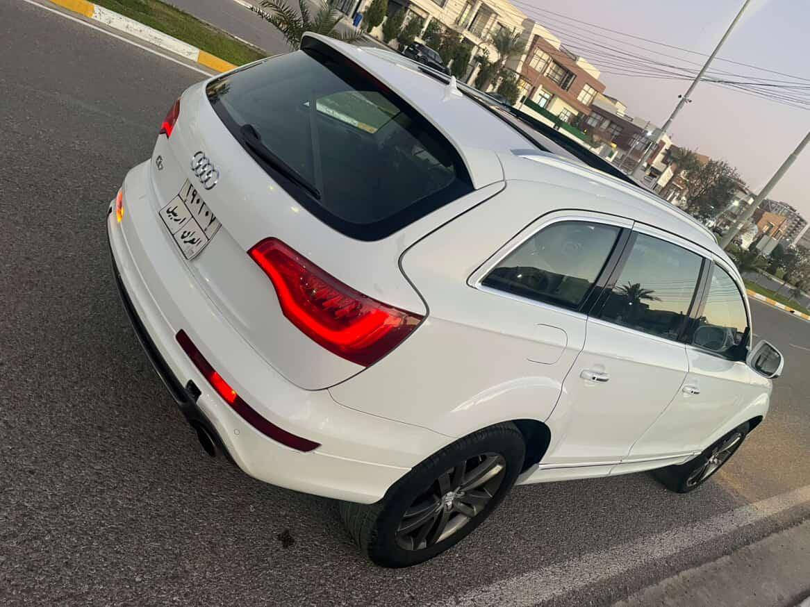 للبيع مراوس اودي Q7 خليجي فول موصفات ***********
اودي Q7 S-line Quattro 2012 فول مواصفات ١/١
خليجي وكالة شركة سردار 
محرك سته سلندر V6 3.0L محور VVT
سيارة حيل حلوة للامانه جديدة ماشالله
مواصفات فول 
{ 5 بصمة - دبل پانوراما - رادار - ثلاث بردات بلاد - داخل بيجي - صندوق كهرباء - ٣ پردة - ماوس - ٧ راكب - كشنات تدفئة و تبريد - كشنات جلد - كشن و ستيرن كهربا و خزن - سيدي بوكس - تبريد مركزي - كامرة خلفية - حساس خلفي و امامي - لايت ليد - ڤوليوم - تحديد سرعة - وبعد هواي كلش مواصفات متخلص سيارة بيها  صبغ جمرلغ خلفي فقط بيها كم رصعه ومكان بارد صغير الباقي مكفول كير محرك
حداديه كهربائية تخم تاير كل بلدي وشغال خير من
الله العنوان بغداد السعر توصل علئ رقم 
هاتف☎️ /// ***********
