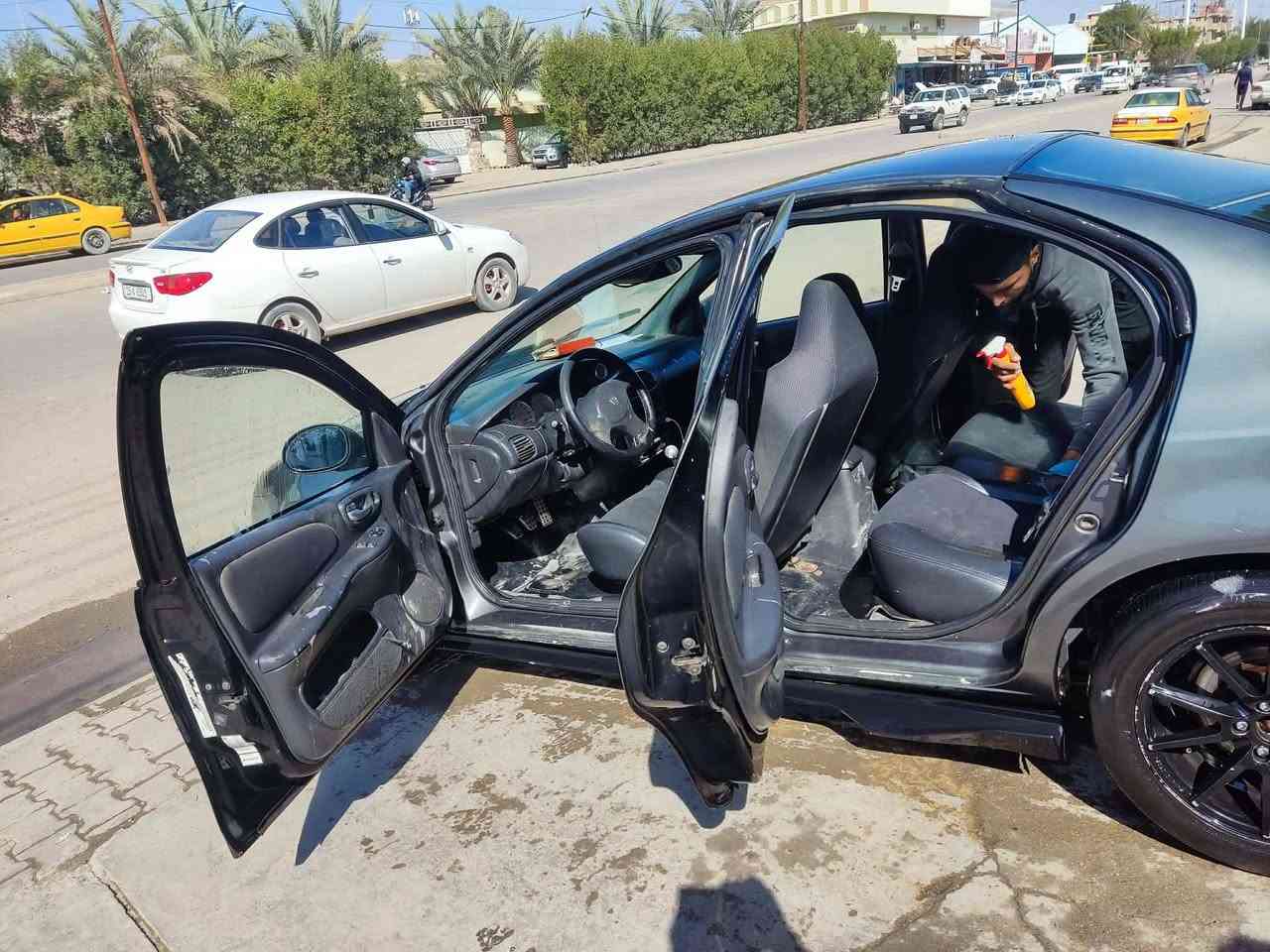 للبيع دوج نيون srt4 موديل 2003 محرك 2400 توربو سياره خير من الله لاتنقيص ولاتبخير باسمي تحويل مباشر تبريد وتدفئه شغال شوته رياضيه سبورت سياره رياضيه 
السعر 45 بيها مجال قليل 
***********
