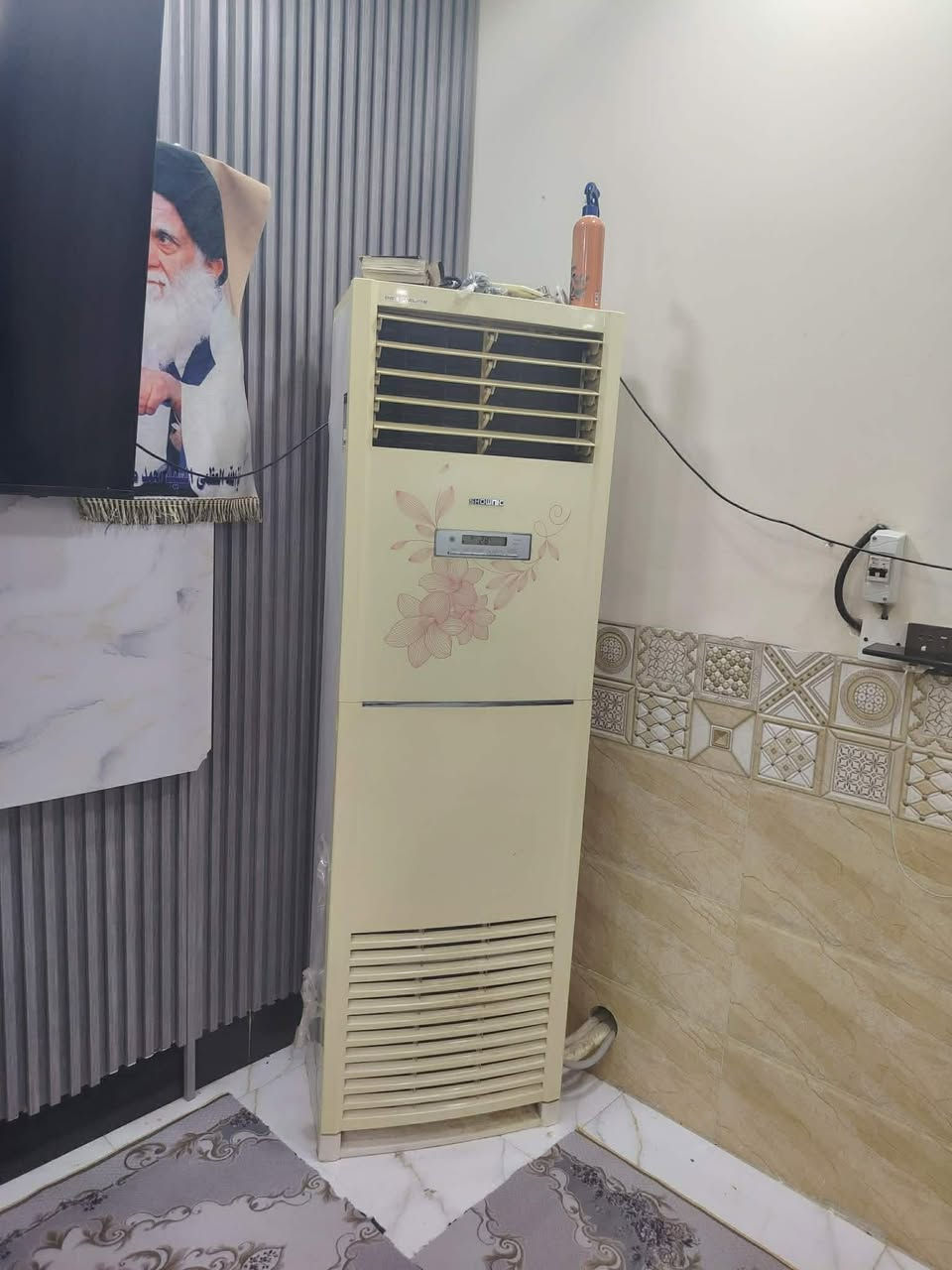 البيع المكان حي الصدر الربع نضيفات كلش وثلج تفصل خاص


**إذا كنت صاحب هذا الإعلان وتريد حذفه لأي سبب، رجاءا أرسل رسالة إلى الدعم الفني**