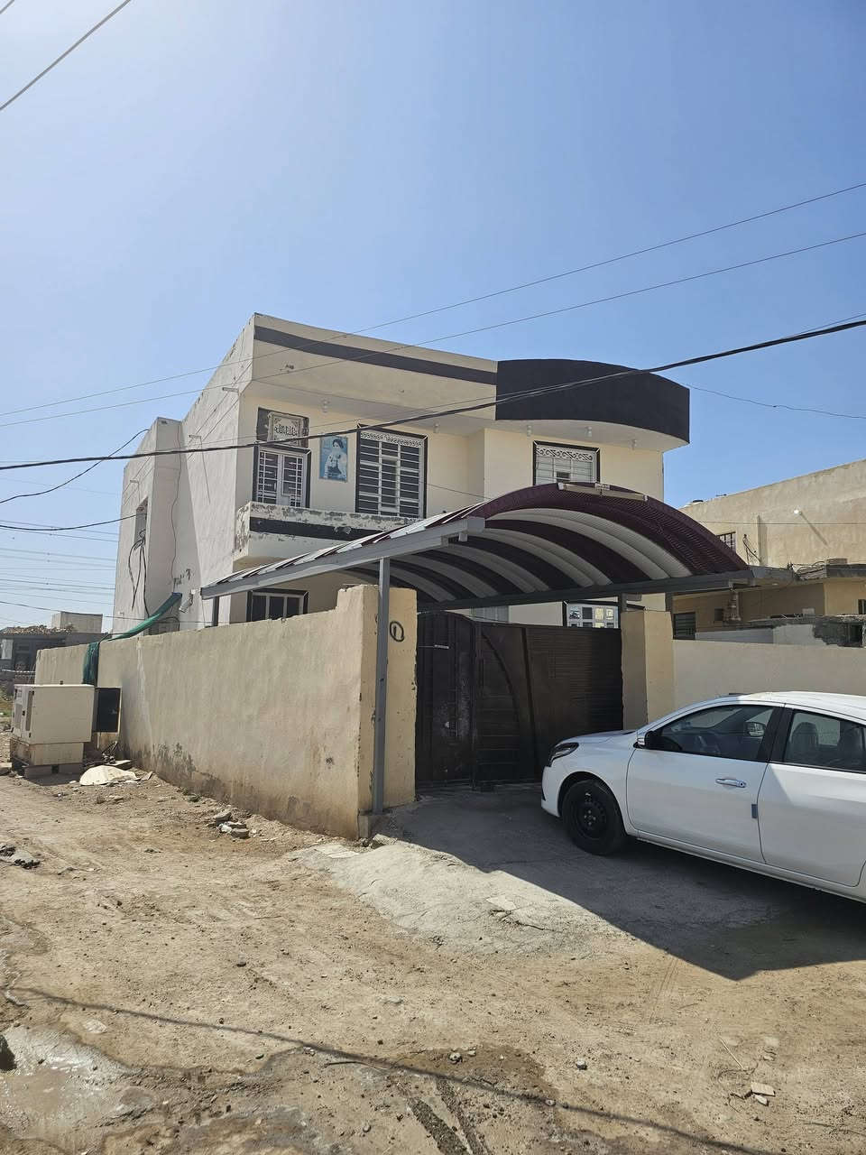 آلُـۜسـۨۚ(✋)ــِۖلُأمٌ ؏ـليۜـ(💜)ـكـۜم وݛحـٍّْـٍّْ⁽😘₎ـٍّْمهہ الًـًٍۖـٍـٍۖ(☝)ٍۖـًٍٍٍّـًٍلۖهًٍۖۂ وبـۗـۗـۗـۗـۗـۗركۧۧــۧۧۧۧۧـۗـۗ(ۗ😇)ـۗـۗاتهۂ
للبيع بيت في مشروع عويد المساحه 230متر طابقين بناء طابوق طابو زراعي قرار 115 ركن على شارعين قريب على الشارع العام مدارس قريبه عليه البيت وجه على شارع ماء كهرباء كل الخدمات متوفره يحتوي على ثلاث غرف نوم وستقبال وصاله ومطبخ وكراج وحديقه ومجموعة صحيات 
غير متواجد على الفيس  السعر 70
***********
