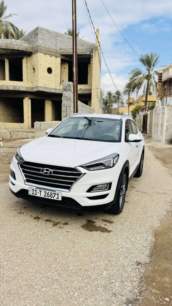 توسان 2019 شركه الكاصد فول عدا بنروما مكفوله رقم بغداد بسمي كشنات جلد وكهرباء 5 عدسات سعر 198 بيها مجال ***********
