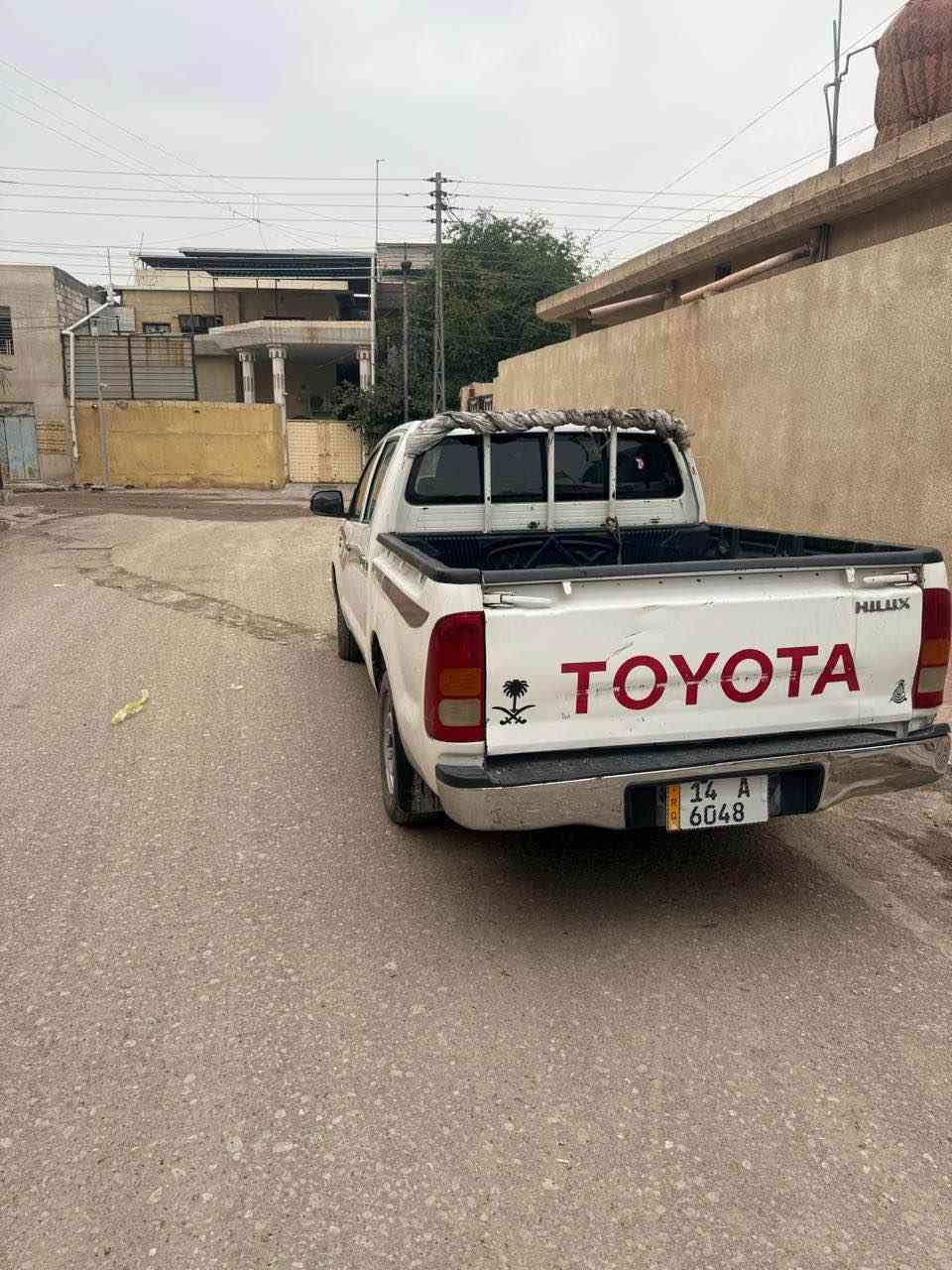 السلام عليكم سياره بيكم افلاونزا 2009 السياره نظيفه كير ومكينه وحداديه وتخم تاير وتبريد وشاشه السياره خير من الله ما ناقصها اي شي بيها ضربه بالجاملق الأيمن ومعمريها 
سعر 120 
 رقم الهاتف متواجد واتساب وشريحه العنوان بصرة التنومة 
*********** البصرة, العراق
