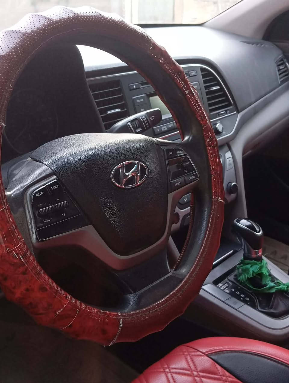 البيع النتره 17 وارد امريكي مكينه الفين دوش مكينه كير حداديه جاهزه السياره تبريد ثلج رقم نجف نكليزي بيه 3 قطع صبغ بدون دواخل الشراي يتصل السعر 108 وبيه مجال الشراي ***********
