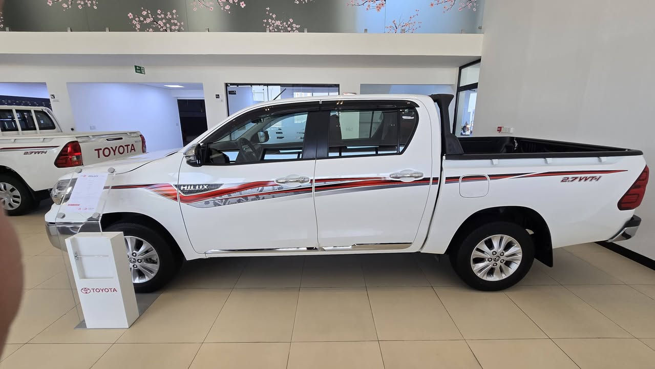 هايلوكس موديل 2025 زيرو للبيع 
متوفر كير اوتوماتيك و كير عادي 
العنوان واسط_ نعمانية 
للاستفسار يرجى الاتصال على الرقم: ***********
