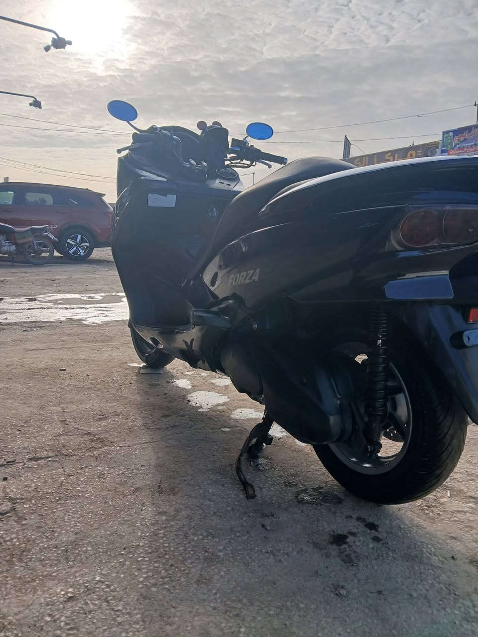 سلام عليكم فورزة 0. 10للبع  الدراجة كل نقص ما يهة كهربائيات شغالة مكينة ممفتوحة مكان الدراجة كربلاء للاستفسار الاتصال على الارقام التاليه ***********واتساب.         ***********

