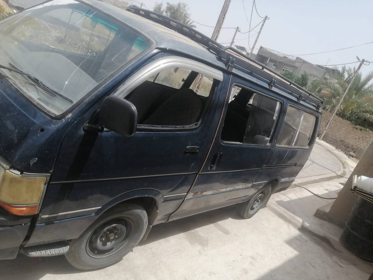 سلام عليكم سياره بوز هايس كير وتماتيك ونجي موديل 92 مكان ديالي شهربان ***********
