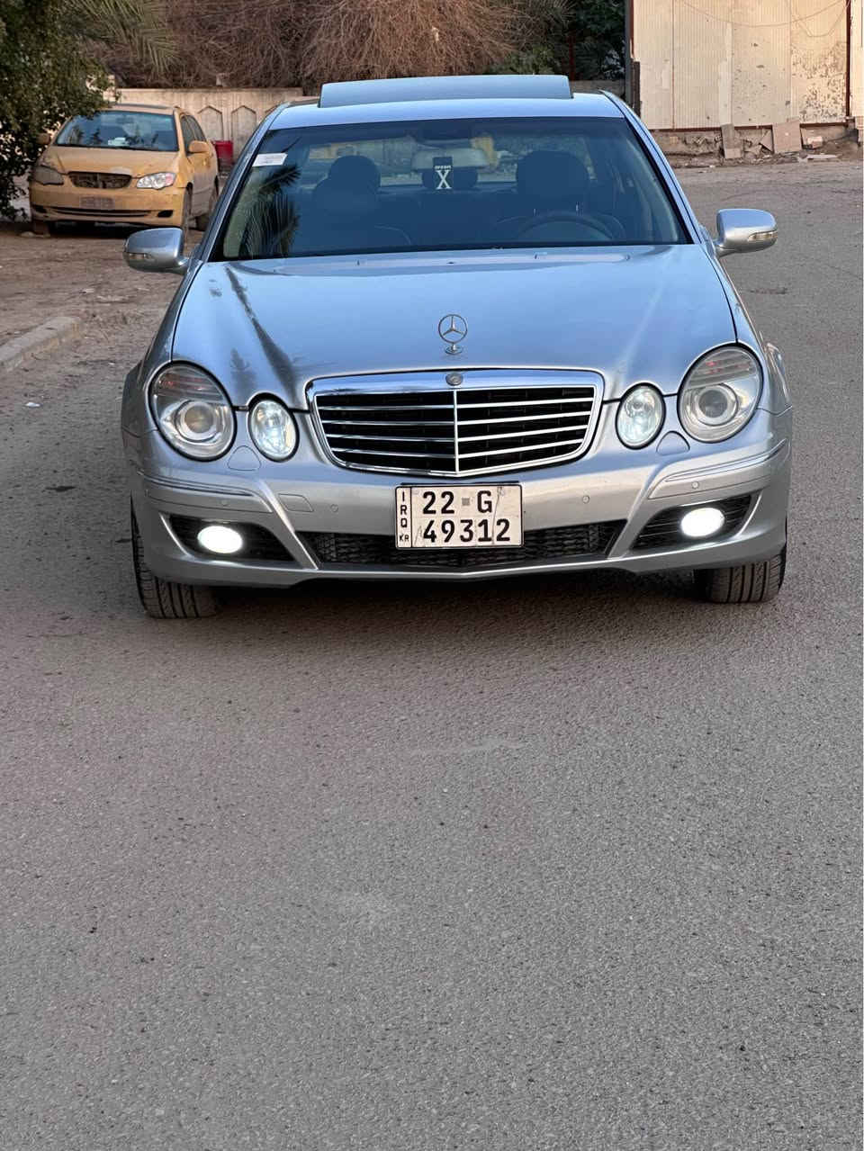 للبيع او مراوس حسب القناعه اخوان اني مكلف بل نشر 

مارسيدس E200 موديل ٢٠٠٨ وارد خليجي مكفوله 

محرك ٤ سلندر حجم ٢٤٠٠ جديد مكفول شاده ع ايدي

كير اوتماتيك ثلاث وضعيات قياده جديد مكفول من كلشي 

صدرين مبدلات جدد تريها كنما زيرو ناعمه وسلسه كلش

تخم تاير جديد ويل كب بلادي اصلي اي امجي شاده جديد

كهربائيات من الطول لطول شغاله واير جطل ماكو بيها 

سياره عليها ادامه بل كامل صفر مسج الف دينار متصرف 

منضومت زنون بلادي سلايد روف داخل جلد كشنات كهرباء
ستيرا تتفه تحكم ستيرا اربع جهات شاشه كبيره بلاديه حساس خلفي امامي اشاير بل مري بصمت تشغيل بلادي مري شفط داخل صاج سياره فول مواصفات 

السعر ١١٥ ورقه وبي مجال للشراي العنوان بغداد حي الجامعه ‭٠٧٧١ ٨٤٠ ٦٧٧٤‬ بغداد, العراق
