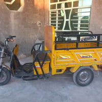 ستوته للبيع نظيفه بطاريات على الفحص السعر 650 وبيها مجال حك الجيه مكان...