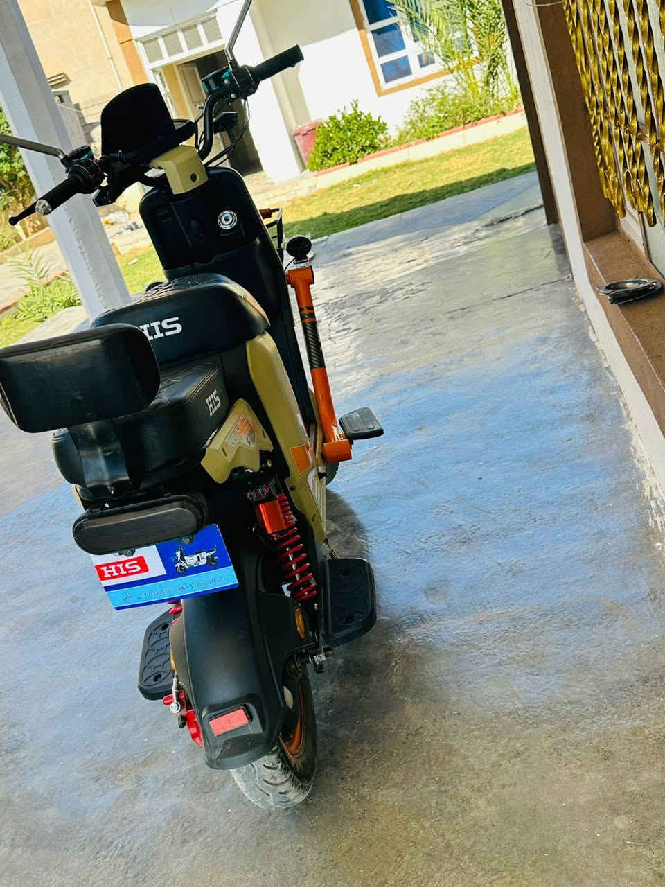 سلام عليكم  
موطور شحن للبيع
 
خمس بطاريات حجم البطاريه 16انبير

السعر 550و بيه مجال 
ه‍ ***********
