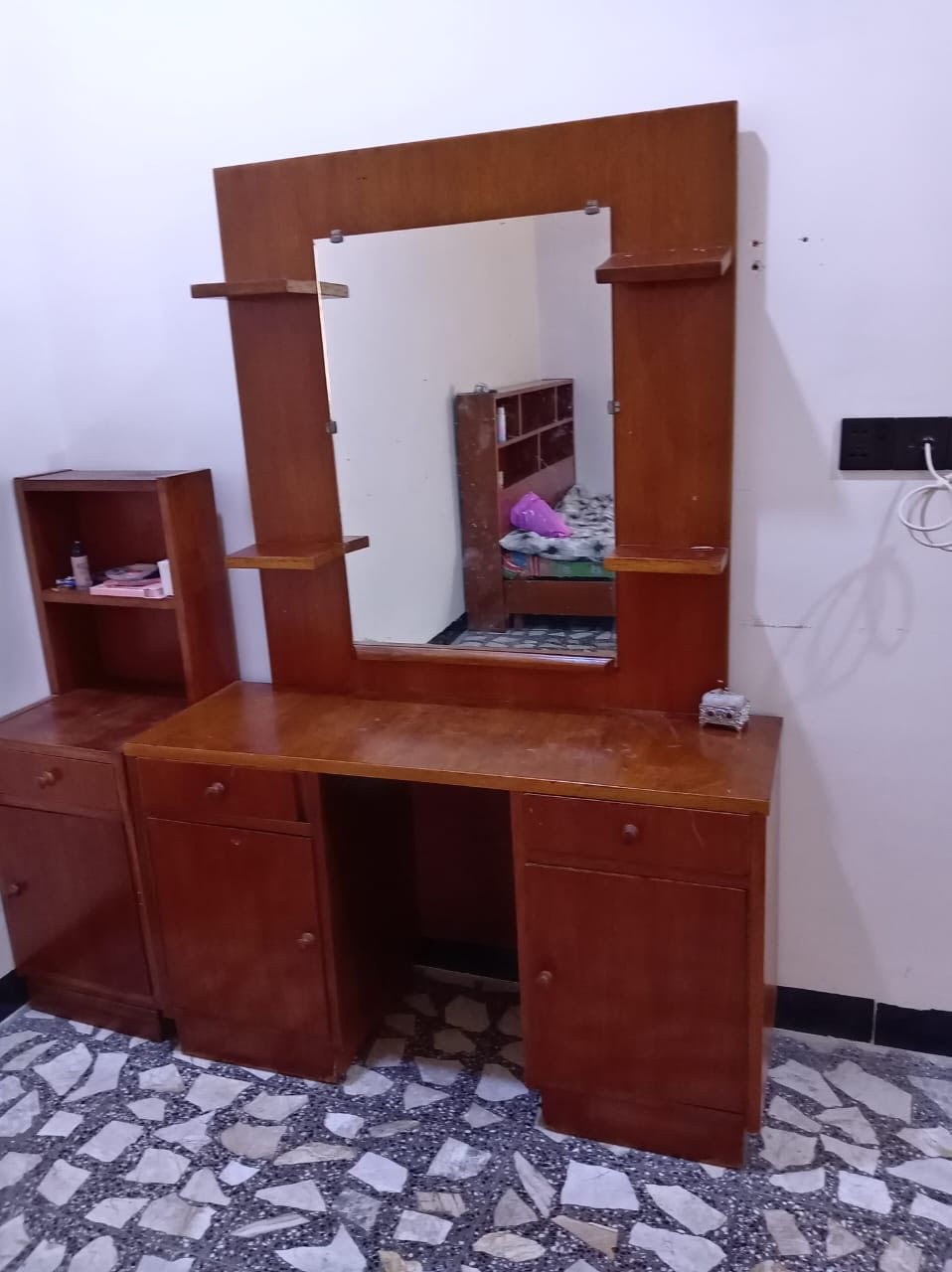 ملحقات غرفه 5 قطع صاج حيل نظيفه
170 الف 
مكان التعليم


**إذا كنت صاحب هذا الإعلان وتريد حذفه لأي سبب، رجاءا أرسل رسالة إلى الدعم الفني**