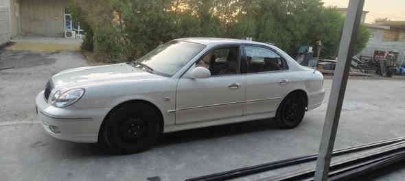 السلام عليكم 
سوناته موديل 2005 صبغ حزام محرك 2000 حداديه 50
كير ومحرك جديد تدفئه شغاله تبرد جان شغال وفصل ماعرف شبي السعر 66 وبي مجال للستفسار ***********
