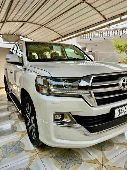 لاندكروز 2019 مكفوله كفاله عامه8 سلندر  رقم بصره جديد سنويه جديده  ساز اصليه شاحن ويرلس طفايه بلاد كشنات كهرباء كشن السايق 3 دكم 8 رباكات جنطه شفط ماشيه 66 الف السعر 545 وبيه مجال بسيط للشراي التصال على الرقم *********** او *********** البصره قضاء المدينه Singapore
