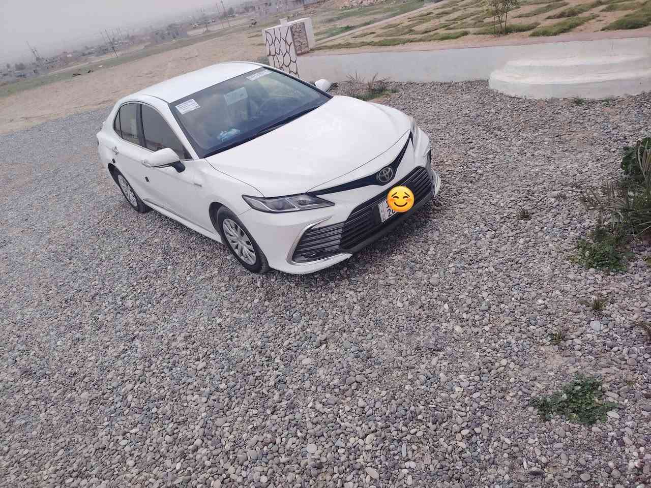 السلام عليكم كامري للبيع موديل 2023 فول مواصفات هايبرد ممشى 77ماعده فتحه السقف تكسي مطار يرهم مراوس سيرنتو 2014 محرك 6 فقط اخذ فرق انطي فرق *********** مكان القياره
