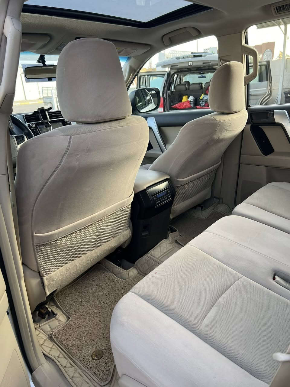 برادو 2020 TXL ماشيه 96حقيقي
رقم أربيل سنويه ل 2030 
سياره مكفوله عدا تكحيل اثر شخوط 
السعر 390وبيه مجال بسيط جداً
***********
