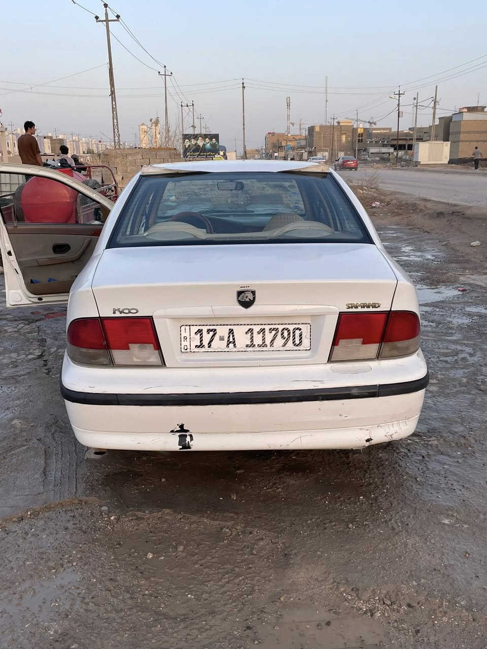 سمند 2011 للبيع ، سنوية 2030 ، هزة كاملة السعر 30 و بيها مجال بسيط ، ***********
