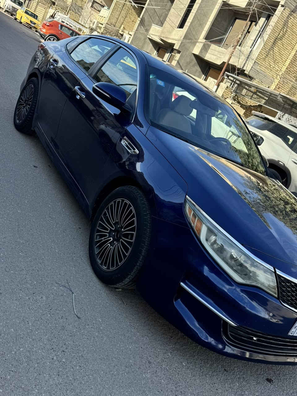 كيا اوبتمى للبيع موديل ٢٠١٦ وارد امريكي حادثها بين الجاملغ الخلفي وبين الباب صورت حاثها مرفق مع الصور والسونار جديد مع الصور  محرك ٢٤٠٠  شاشه كامره دواره حساسات خلفيه رادارات جانبيه مري شفط كشن ذاكره سياره جديده ماشيه ٩٧ جاهزه للاخير السعر ١١٥ ورقه مكاني بغداد البلديات ***********
