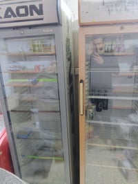 عارضتين البيع سعر الوحده 250وبي مجال قليل  مدينه الصدر الحميديه  رقم 0...