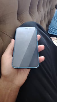 آيفون ١٢ • عادي • بطارية ٧٥