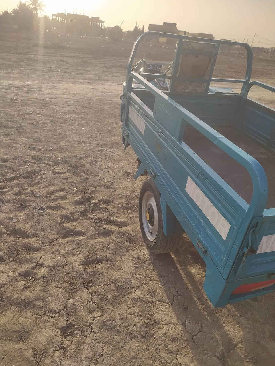 اسلام عليكم ستوته للبيع موديل 23الوراق اصولي مكاني الحمزة الغربي السعر مليون وتسعميه  وبيه مجال ***********
