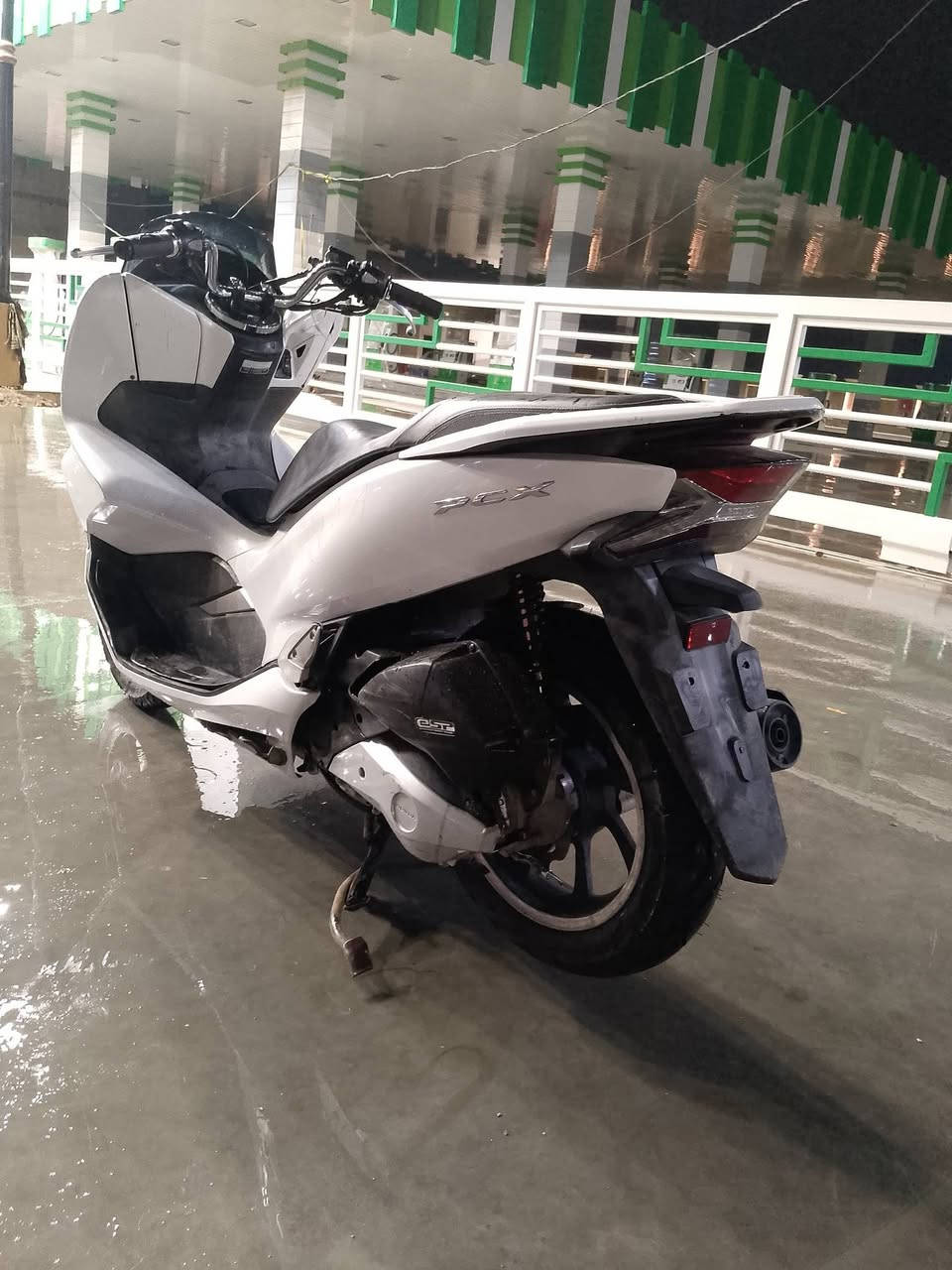 السلام علیکم جیل ثالث مکفوله من الطول للطول مکینه مکفوله برغی واحد ما مفتوح بیهه السعر 12 رقمی ***********
