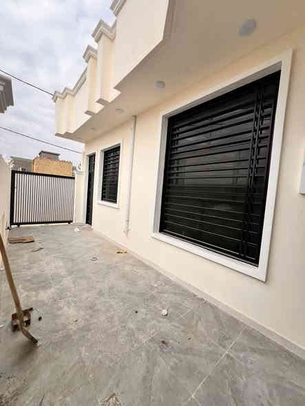 سلام عليكم 150 م للبيع بالموضفين ركن 2 غرف طابق واحد عمل بمواصفات ممتازة ***********
***********
