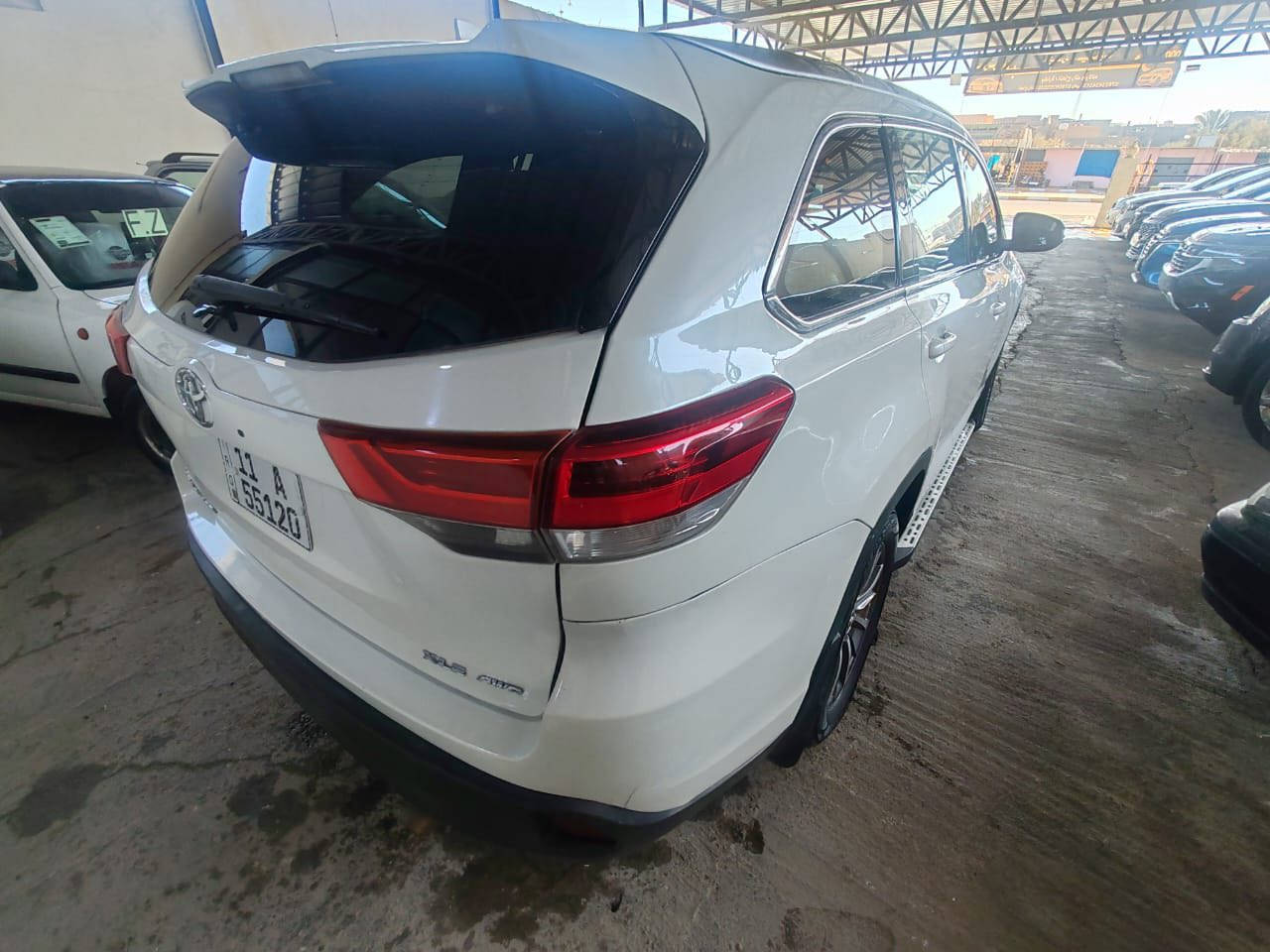 هالندر 2018 فول مواصفات 1/1
بغداد رقم انكليزي 
هزه جديده 
حادثها صندوك وربع الجاملغ 
وقطعتين صارت عدنا بالعراق 
بدون دواخل 
السونار مرفق بالمنشور 
 مكاني الفلوجه سعرها ٢٤٠$ وبيها مجال
هاتف : ***********
