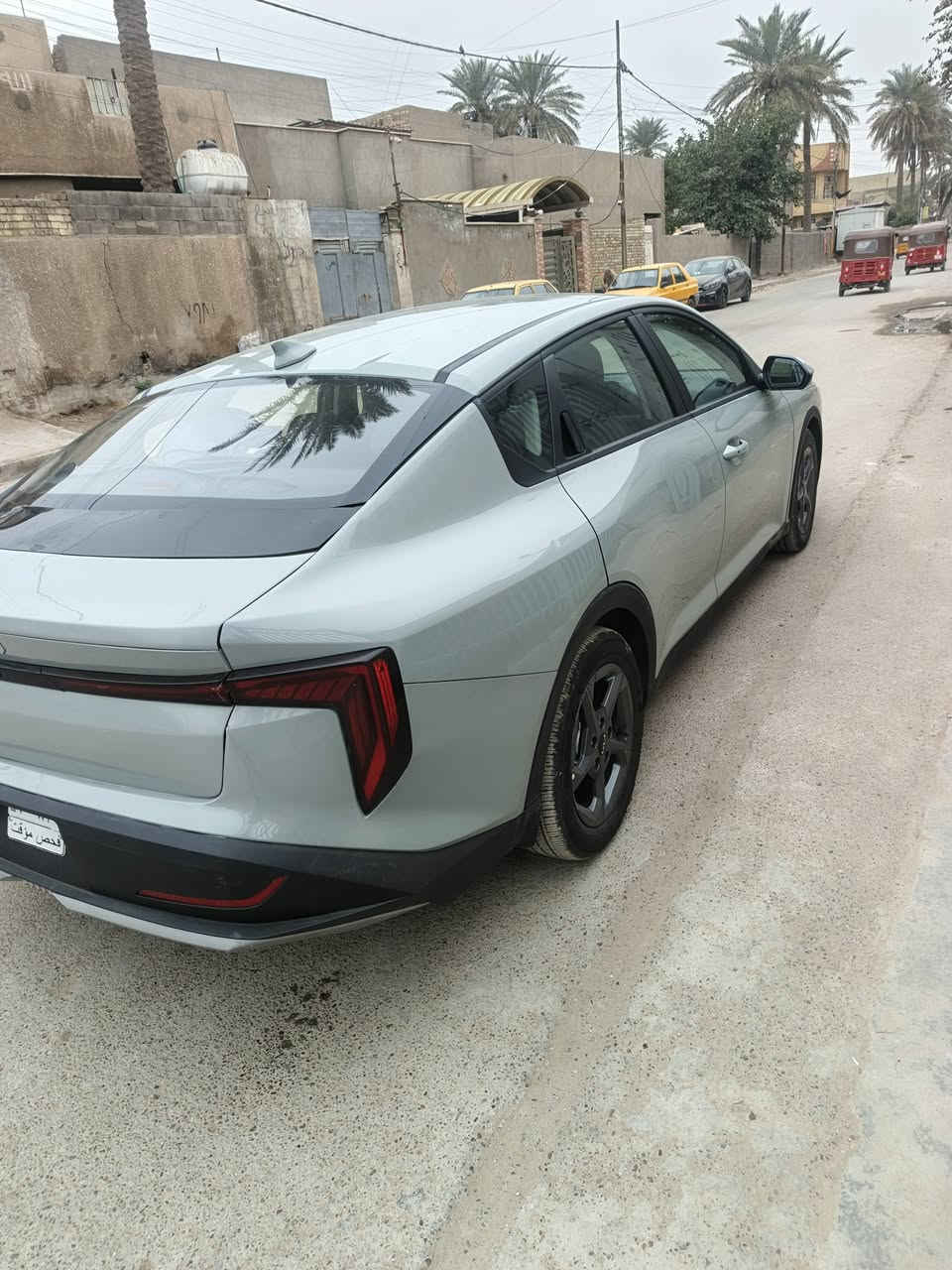 سلام عليكم
كي فور 25 
وارد مريكي لون سمنتي مميز 
ماشية 7ميل بدون رقم بدون رقم
حادث السيارة موضح بالصور قبق جنطة معمر وخشم الجاملغ بدون ايرباك السيارة 
بدون تبديل ليبل واحد حتى الدعامية بلاد 
المواصفات Ex
بصمة بصمة أبواب تشغيل عن بعد 
لد أمامي خلفي  لايت ثلاث عدسات 
أوتو هولد سايد بريك بصمة 
صندوق ذكي شحن وايرليس ذاتي 
محرك دوش  كير أي تي ٨نمر 

شاشة كبيرة كشنات مخمل وبعد مواصفات
السعر   168$ بفلوسها 
الاستفسار *********** المكان بغداد
