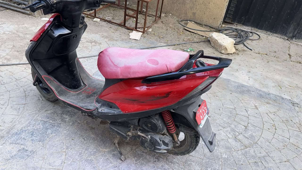ماكس عدلة كل نقص مابيهه ب450 وبيهه مجال بسيط 

‭0772 439 8445‬
