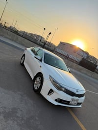 للبيع كيا اوبتما 2018  امركي حادث خفيف بدون ايرباك  داخل بيجي  محرك 24...