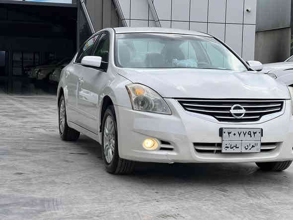 نيسان التيما 2012خليجي 
سونار مرفق 
شرط گير محرك لا صرف لا باخار
تبريد تدفئه كلهه شغال بشرط
مكان سياره كلار 
114وبي مجال بسيط 
***********
