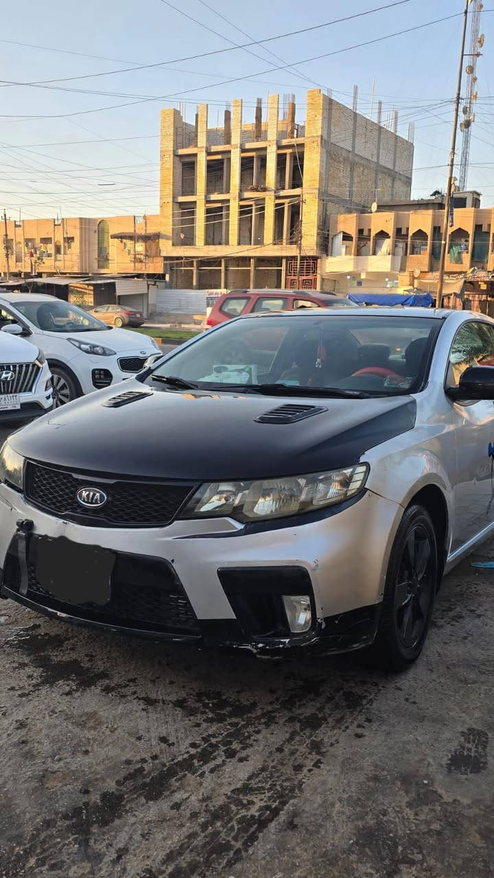 سيارة فورتي كوبي موديل ٢٠١٢ أمريكية رقم بغداد  محرك ٢٠٠٠ دوش ماشية ١٦٠ الف 
السيارة تحكم جهتين اشاير  بالمري كير نظامين 
بيها بعض الملاحظات 
عارضها ب٧٠ وبيها مجال 
مكانها بغداد الشعب 
***********
