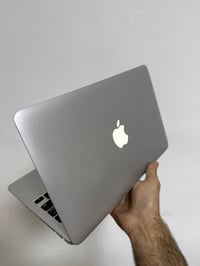 ماك بوك اير • ١١انش • كور i5 ٢٠١٥