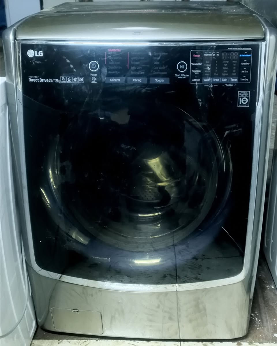 غسالة أل جي خوش ناو الأصلي ،حجم ٢١ كيلو، صناعة كوريا ،حالة الوكالة ،نظافة ١٠٠ ٪، ضمان عمل ٣ أشهر ،غسل بطانيات ،نظام بخار ،السعر ع الخاص لتواصل واتس *********** .
