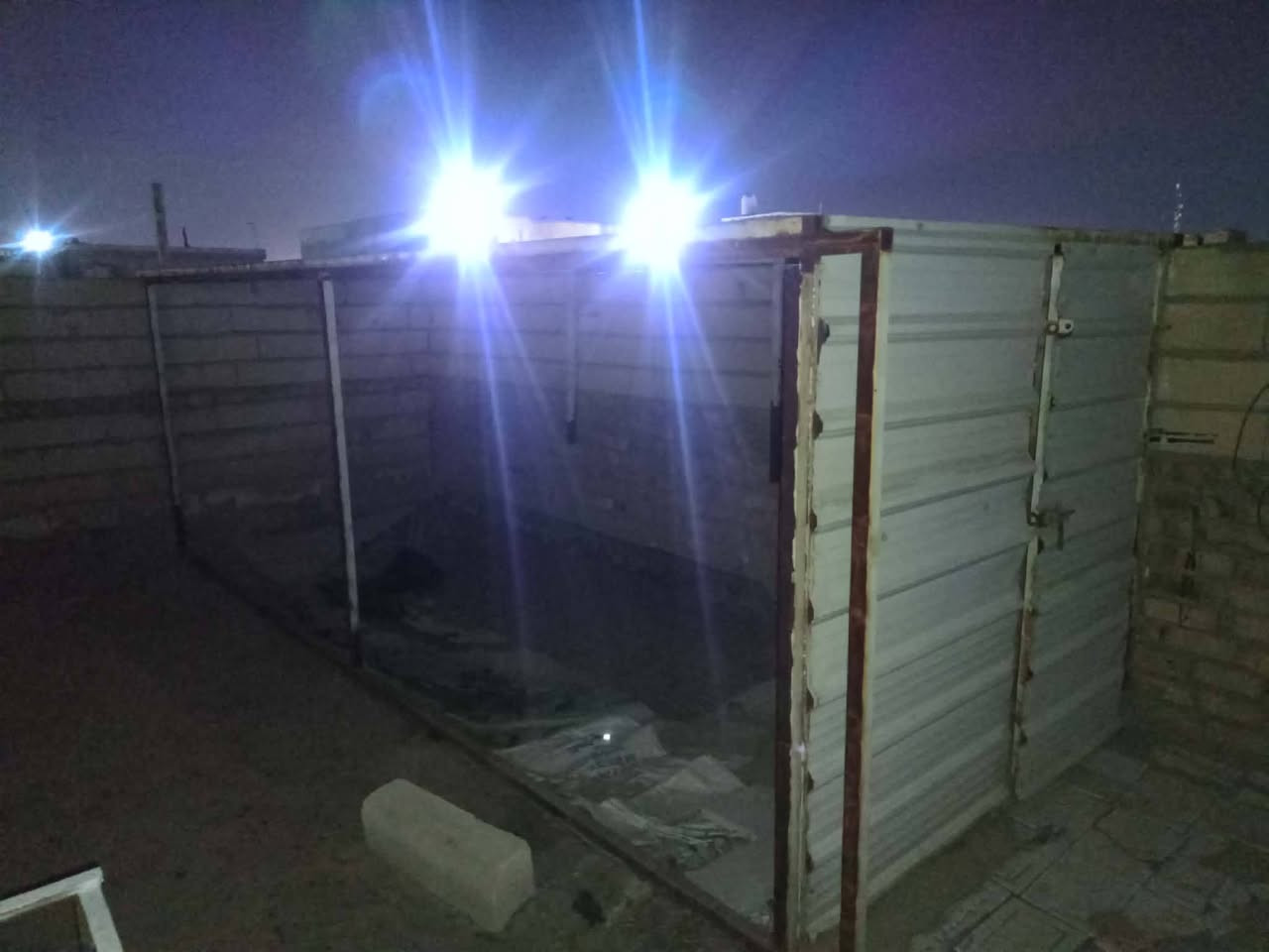 متاح  قمريات وقفاص قيم واخذ  حي المعلمين جديد 
***********
