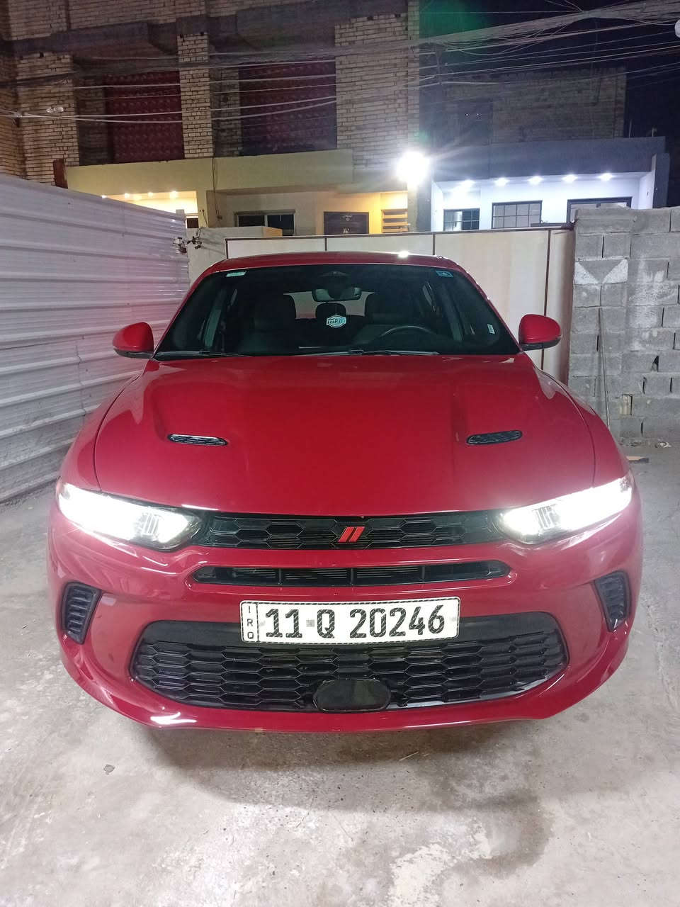 ‏dodge hornet RT دوج هورنيت
السعر 155 ورقة وبيها مجال بسيط

الحادث سطحي تبديل اربع قطع وكاله اصلي والباقي كفاله 
الموديل : 2024
بدون ارباك غاز التبريد مطالع اصلي

المحرك : 4سلندر 1300تيربو +هايبرد بلكن 

المواصفات

شاشة حجم كبير 
دفع رباعي 

كشنات جلد +مخمل + كهرباء + ذاكرة

تدفئة  بالكشنات

تدفئة بالستيرن

شفتات تحكم بالستيرن تبريد قطعتين امامي + خلفي 
المري الجانبيه تدفئة و اشارة ورادار

رادار امامي + جانبي

حساسات خلفية

كامرة خلفية دواره 

رادارات امامية + جانبيه

قيادة ذاتية

مانع تصادم

تحديد مسار

رقم بغداد بسمي العنوان سيديه 

السياره دخول جديد اي نقص مابيه 
ملاحظة السياره ضرر خارجي محتواها كبس ولا اكلوب بدشبول مشتغل

اي استفسار ***********
